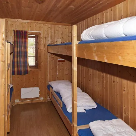 Holiday home Three-bedroom Holiday In Aseral 10