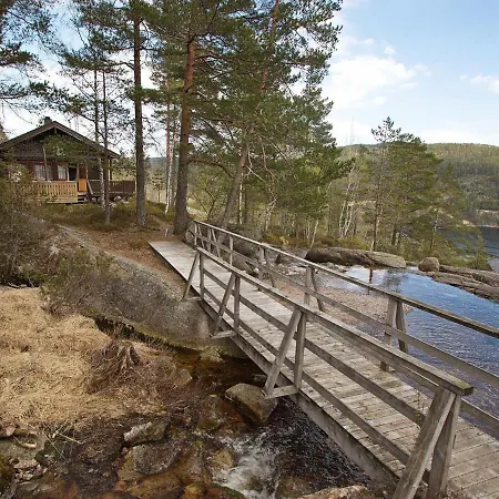 Three-bedroom Holiday In Aseral 10