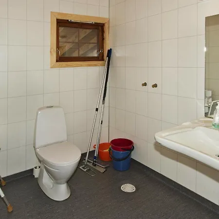 Holiday home Three-bedroom Holiday In Aseral 10 *